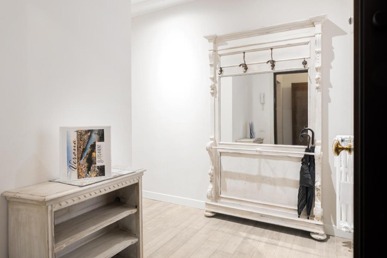 Appartamento Flats4Rent La dimora d'Orlando Verona Esterno foto