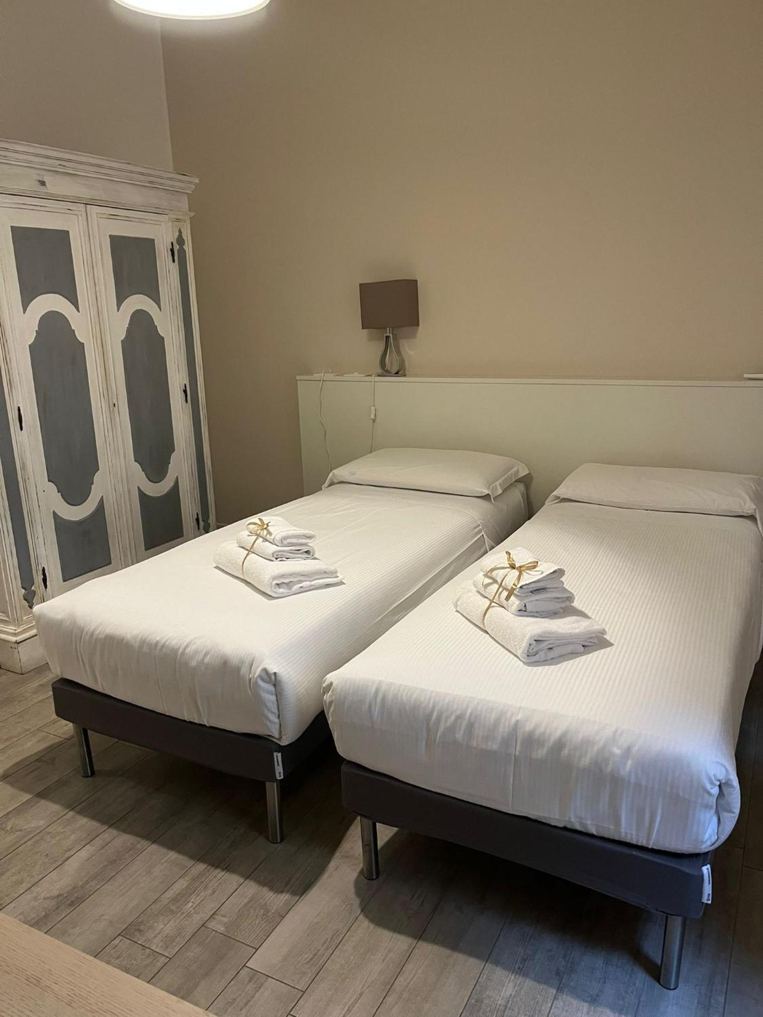 Appartamento Flats4Rent La dimora d'Orlando Verona Esterno foto